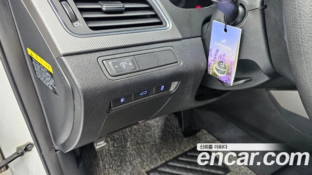 Hyundai LF Sonata Style, 2016 13