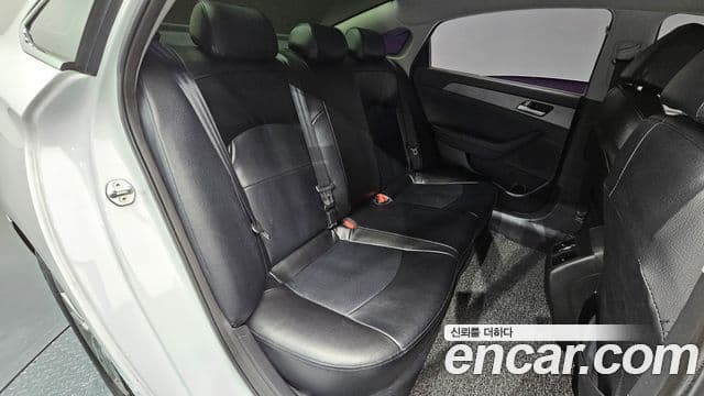 Hyundai LF Sonata Style, 2016 19