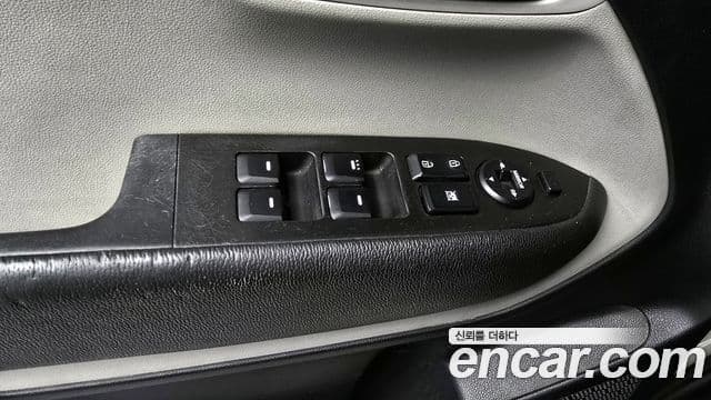 Kia Ray фургон / люксовая версия, 2013 17