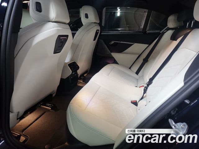 BMW 5시리즈 (G60) 520i M Sport, 2025 14