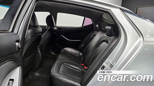 Kia K5 LPI Smart, 2013 12