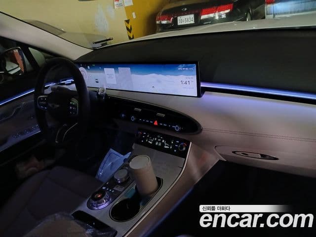 Genesis GV70, 2025 10