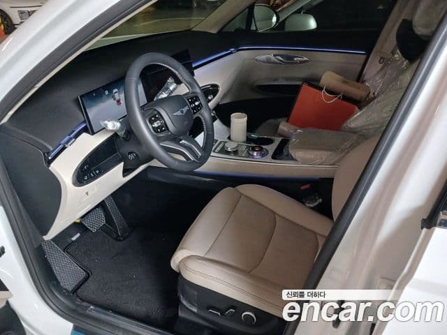 Genesis GV70, 2025 13