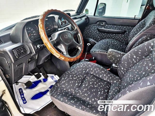 Hyundai 갤로퍼 2 фургон / Diesel Exceed (Short Body), 1997 8