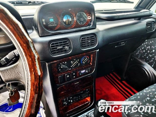 Hyundai 갤로퍼 2 фургон / Diesel Exceed (Short Body), 1997 13