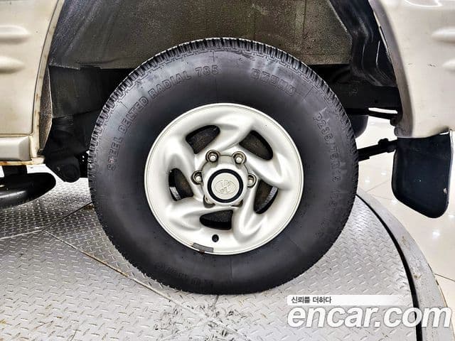 Hyundai 갤로퍼 2 фургон / Diesel Exceed (Short Body), 1997 20