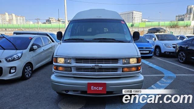 Chevrolet 체비밴 11인승, 2002 3