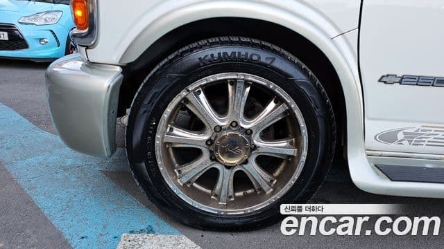 Chevrolet 체비밴 11인승, 2002 все фото