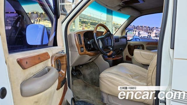 Chevrolet 체비밴 11인승, 2002 11