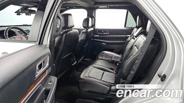 Ford Explorer 5세대, 2017 16