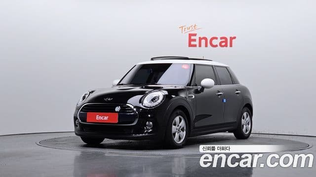 Mini Cooper D 3세대, 2016 1