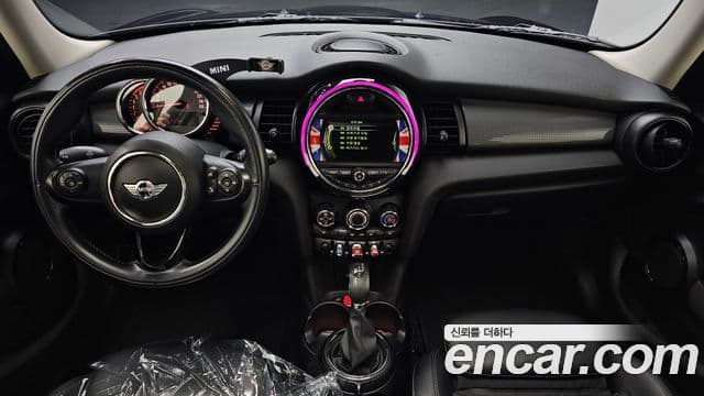Mini Cooper D 3세대, 2016 7
