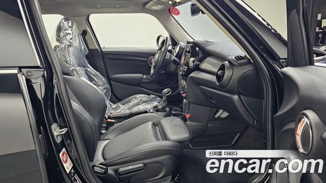 Mini Cooper D 3세대, 2016 10