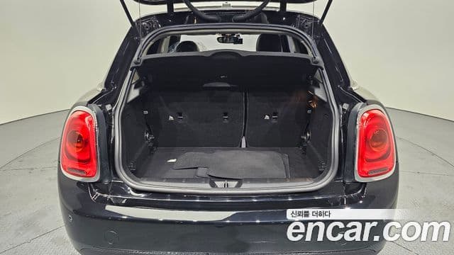 Mini Cooper D 3세대, 2016 20