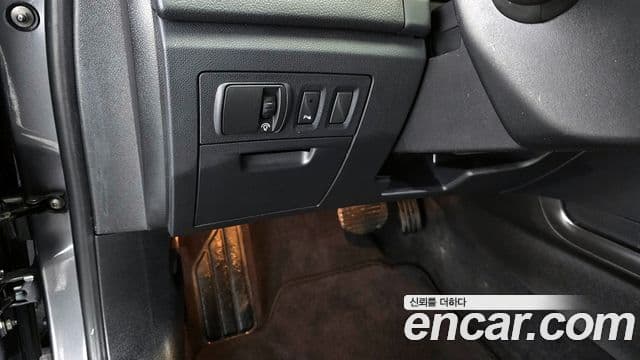 Renault Korea(Samsung) SM7 Nova LPLI 2.0 LPe для людей с инвалидностью, 2016 15