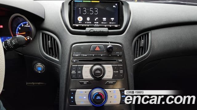 Hyundai Genesis купе GT-R, 2010 14