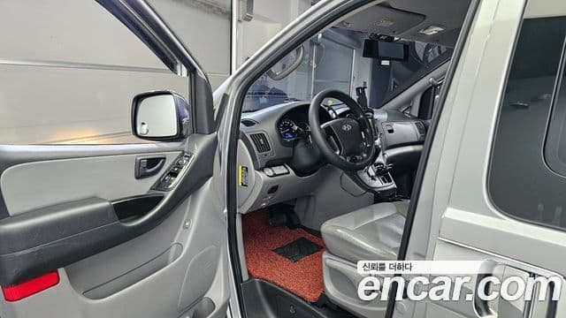 Hyundai Grand Starex Smart, 2017 10