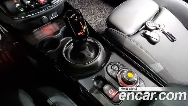 Mini Cooper 클럽맨 2세대, 2021 9