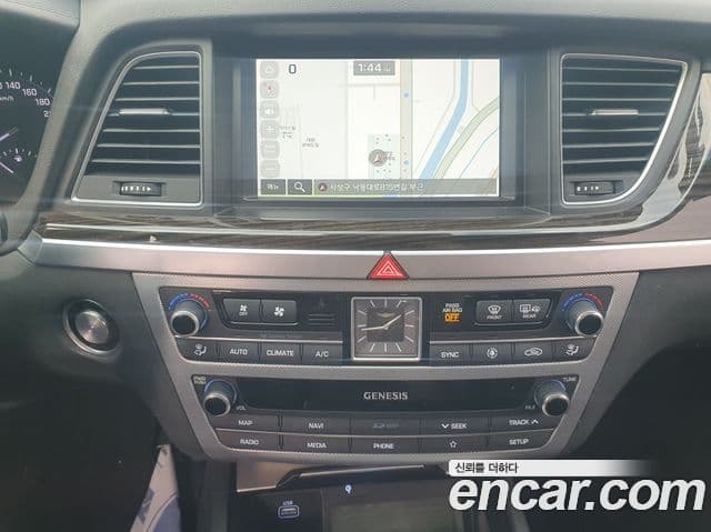 Genesis G80 Luxury Special, 2020 10