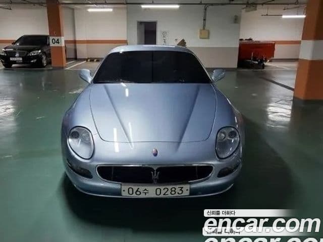 Maserati купе 4.2 V8, 2004 3