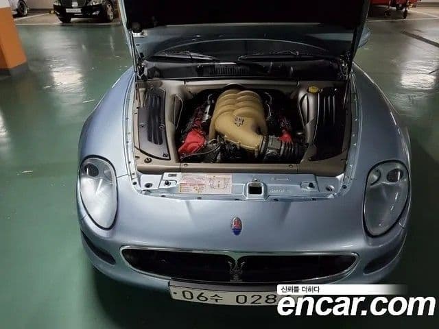 Maserati купе 4.2 V8, 2004 6