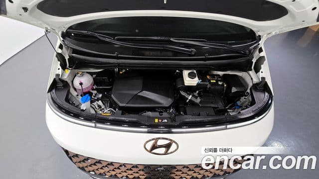 Hyundai Staria Prestige Camper 11인승, 2023 6