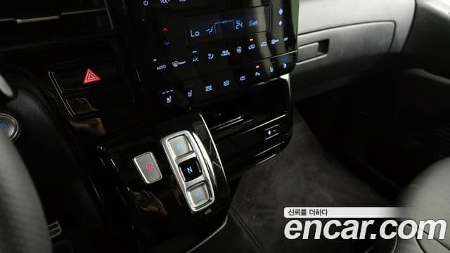 Hyundai Staria Prestige Camper 11인승, 2023 9