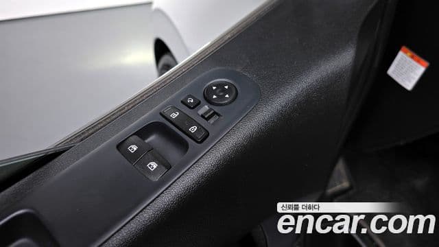 Hyundai Staria Prestige Camper 11인승, 2023 17