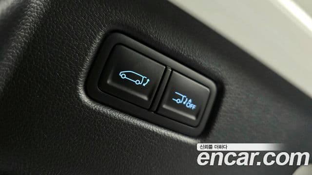 Hyundai Staria Prestige Camper 11인승, 2023 20