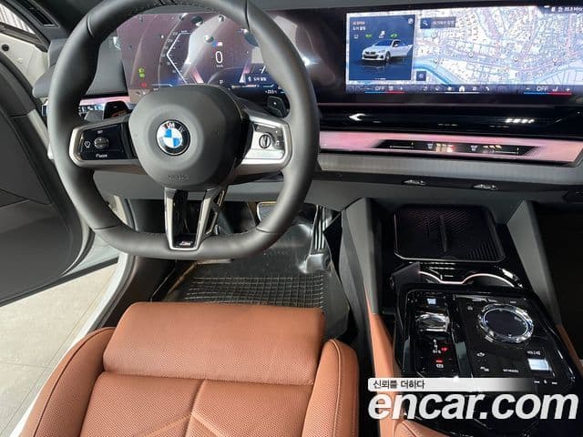 BMW 5시리즈 (G60) 530i xDrive M Sport, 2025 11