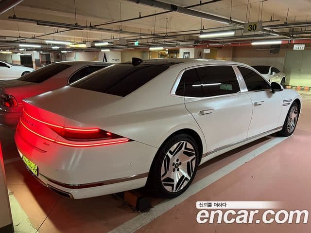 Genesis G90 (RS4) бензин 3.5 турбо e-S/C AWD LWB, 2022 все фото