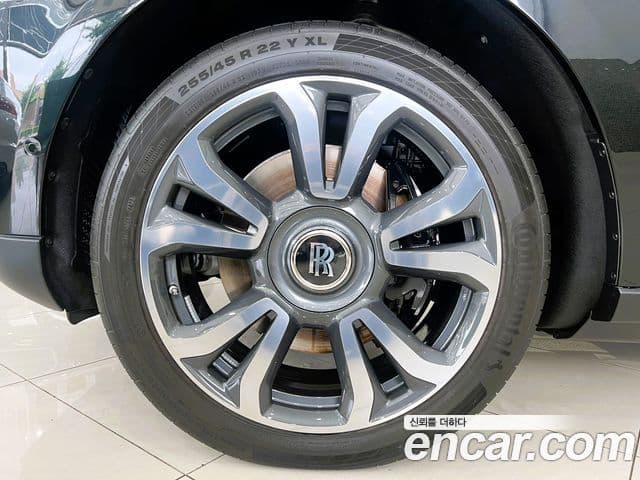 Rolls-Royce Cullinan, 2023 все фото