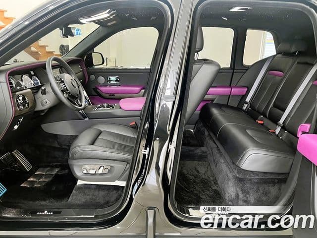 Rolls-Royce Cullinan, 2023 10