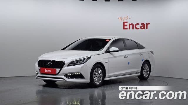 Hyundai LF Sonata гибрид Modern, 2017 1