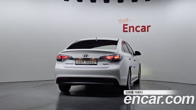 Hyundai LF Sonata гибрид Modern, 2017 4