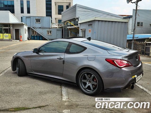 Hyundai Genesis купе 200 турбо R, 2009 6