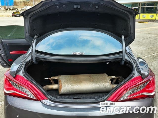 Hyundai Genesis купе 200 турбо R, 2009 8