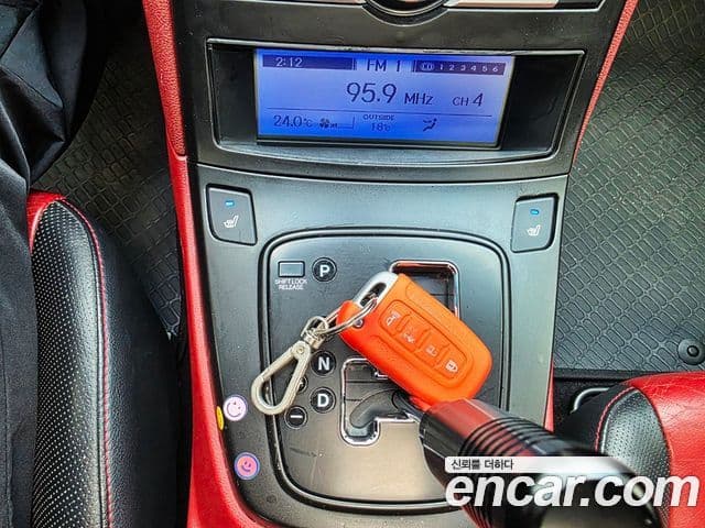 Hyundai Genesis купе 200 турбо R, 2009 15