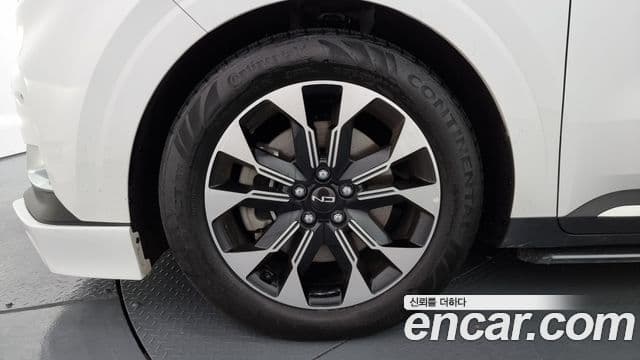 Kia Carnival 4세대 бензин 9인승 High Limousine(компания по спецнадстройкам), 2023 все фото