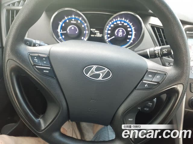 Hyundai Sonata The / новый 브릴리언트 Premium, 2013 16