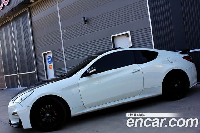 Hyundai Genesis купе 380 GT-P, 2010 16
