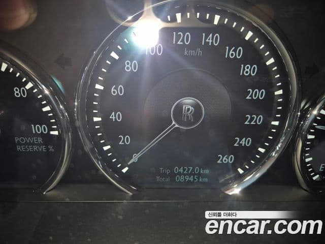 Rolls-Royce 고스트 2세대 6.7 EWB V12, 2022 8