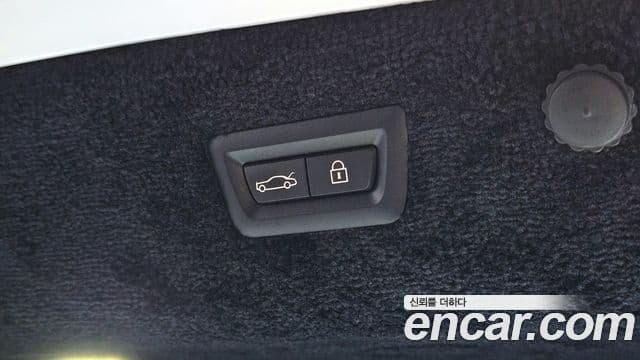 Rolls-Royce 고스트 2세대 6.7 EWB V12, 2022 17