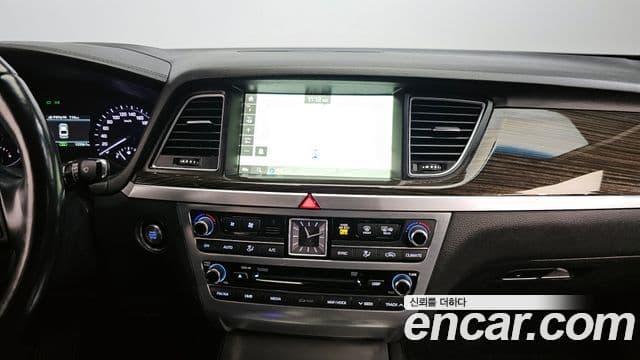 Genesis G80 Premium Luxury, 2018 15