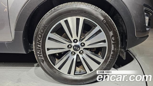 Kia The / новый New Sportage R дизель 2WD Trendy, 2014 все фото