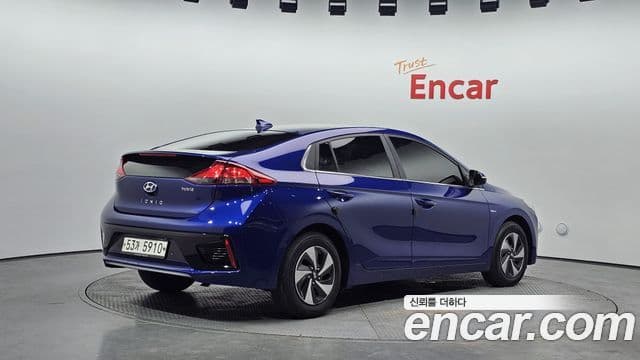 Hyundai Ioniq гибрид, 2019 2