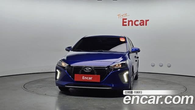 Hyundai Ioniq гибрид, 2019 3