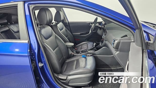 Hyundai Ioniq гибрид, 2019 12