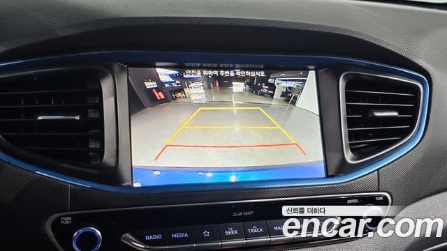 Hyundai Ioniq гибрид, 2019 18