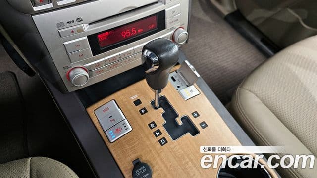 Kia Mohave 4WD KV300, 2014 9